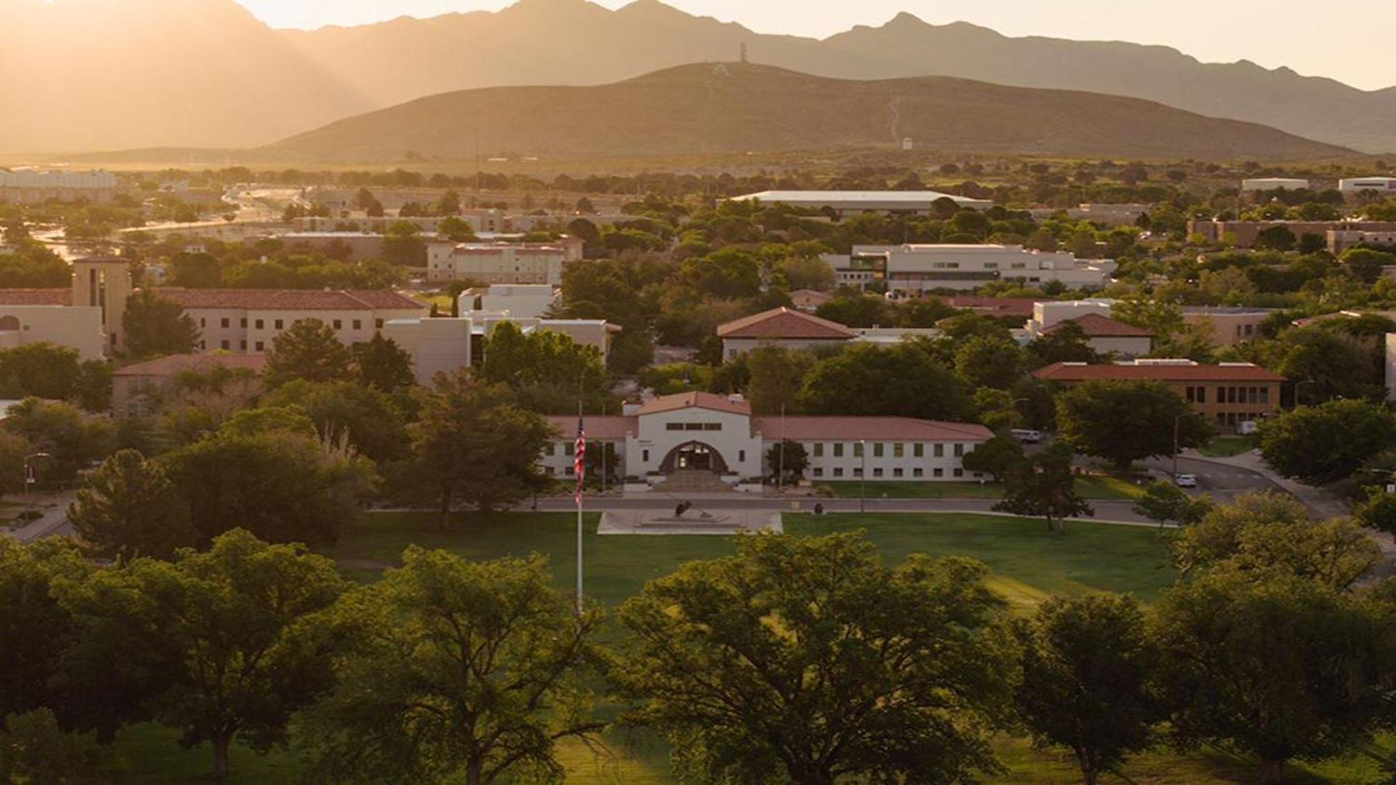 Holiday Inn Express Hotel & Suites Las Cruces By Ihg Eksteriør billede